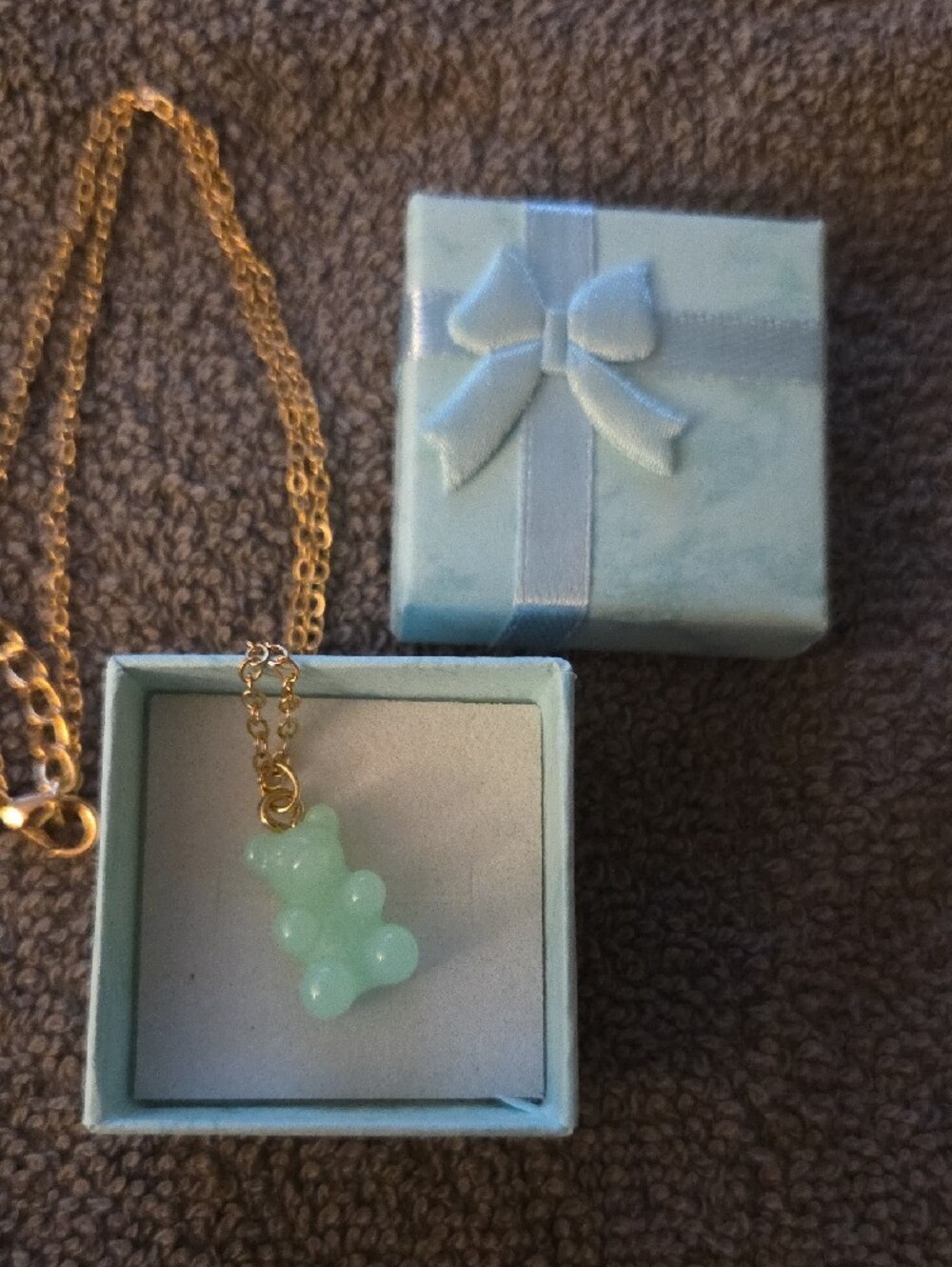Mint Green Gummy Bear Pendant Necklace NIB 16inch